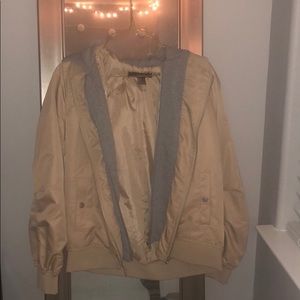 Nude/pinkish bomber jacket